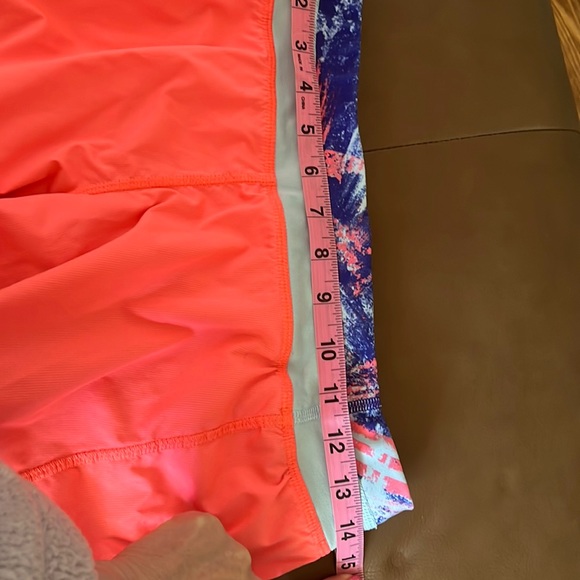 IVIVVA by LULULEMON girls lined Speed shorts - Picture 7 of 7